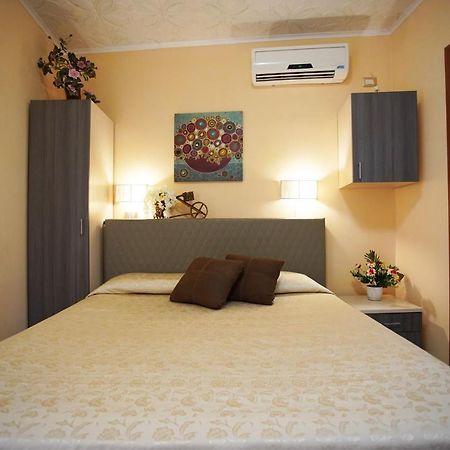 Golden Dreams B&B 레조디칼라브리아 외부 사진