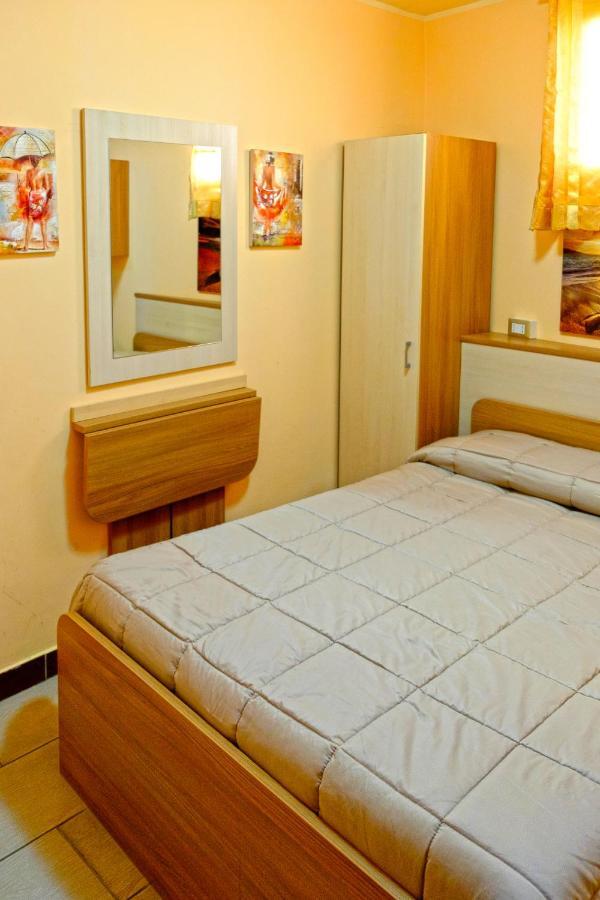 Golden Dreams B&B 레조디칼라브리아 외부 사진